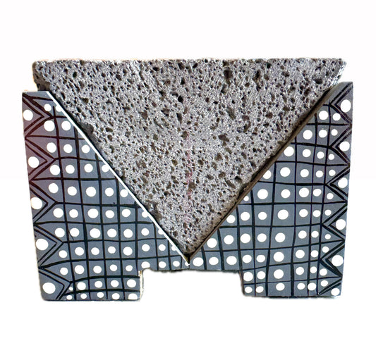 Mexican Handmade 7.8" Hand Painted Parota Wood Molcajete- Large Black 1.0 CoLores Decor l Mexican Artisan Decor