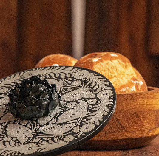 Mexican Handmade Parota Wood Tortilla Warmer - Olinala Colores Decor l Mexican Artisan Decor