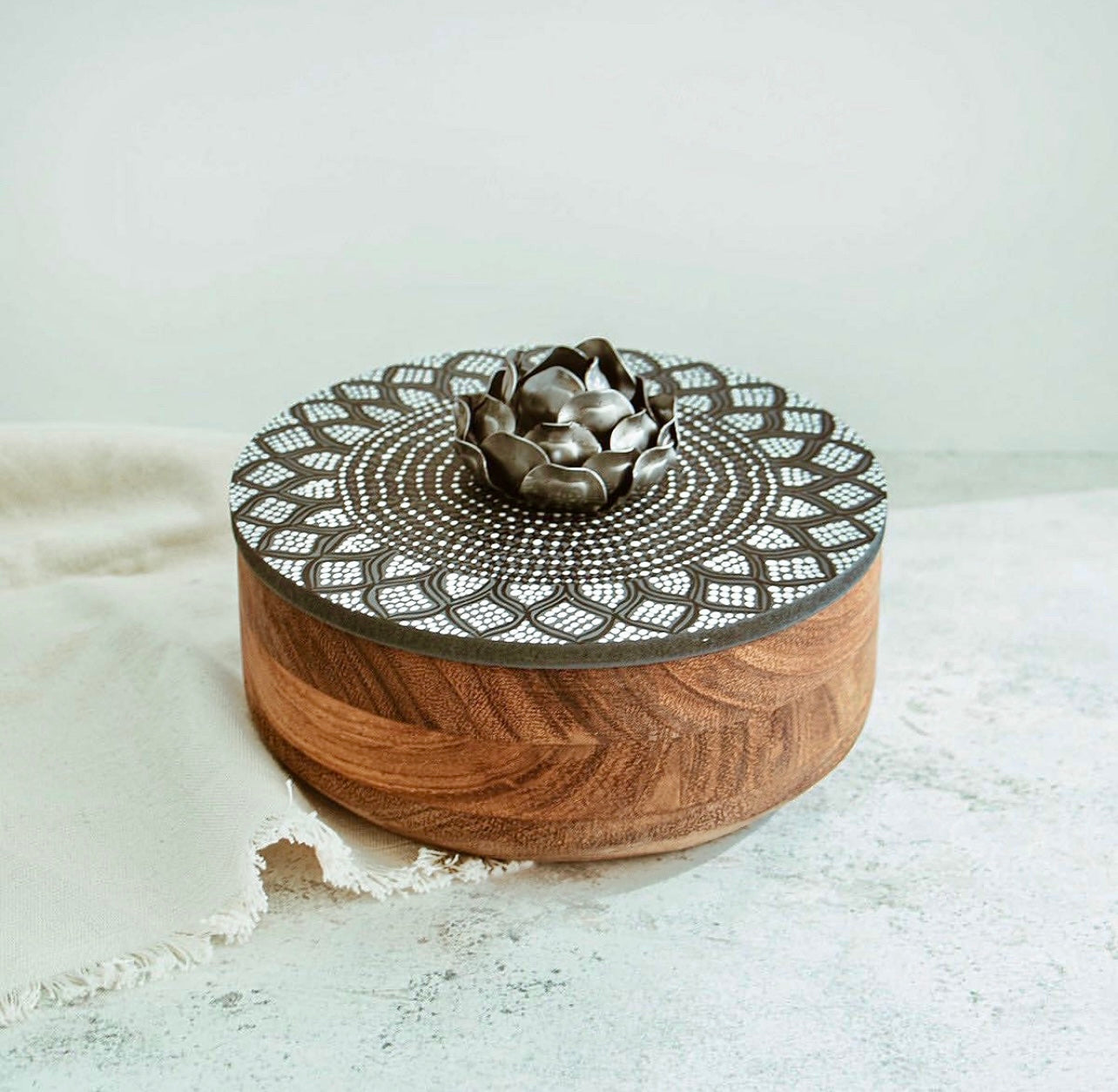 Mexican Handmade Parota Wood Tortilla Warmer & Charcuterie Board 2 Piece Set- Platino Rose MeXican Artisan Fashion & Design