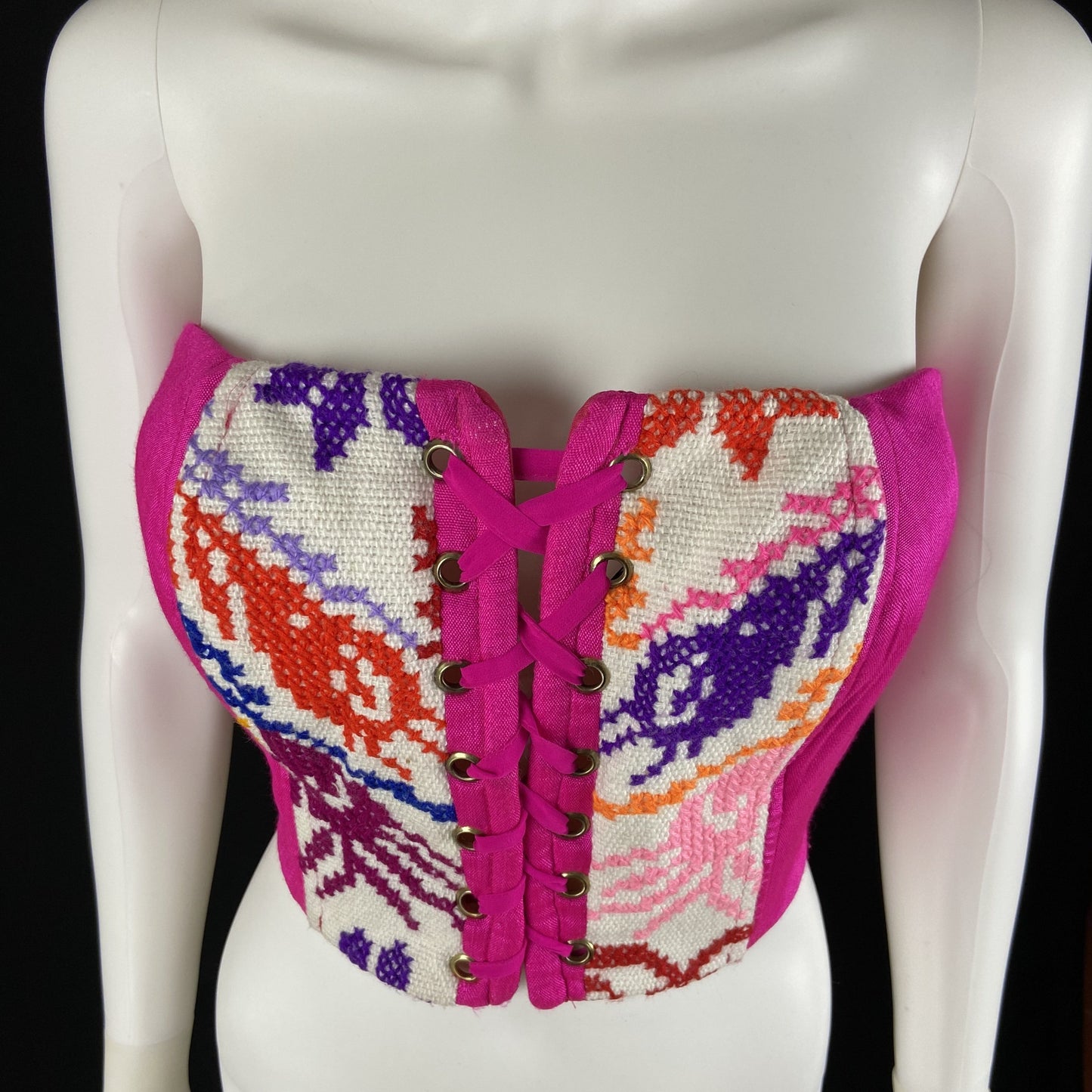 Mexican Fashion Embroidered Corset - Nayibi Mexico Potosi Pink Corset Colores Decor