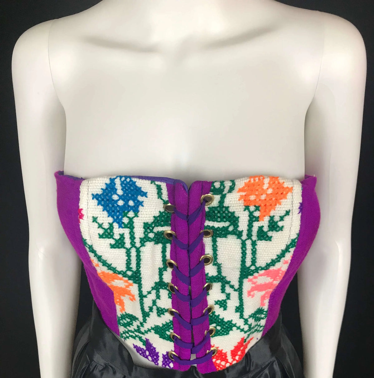 Mexican Fashion Embroidered Corset - Nayibi Mexico Potosi Violet Corset Colores Decor