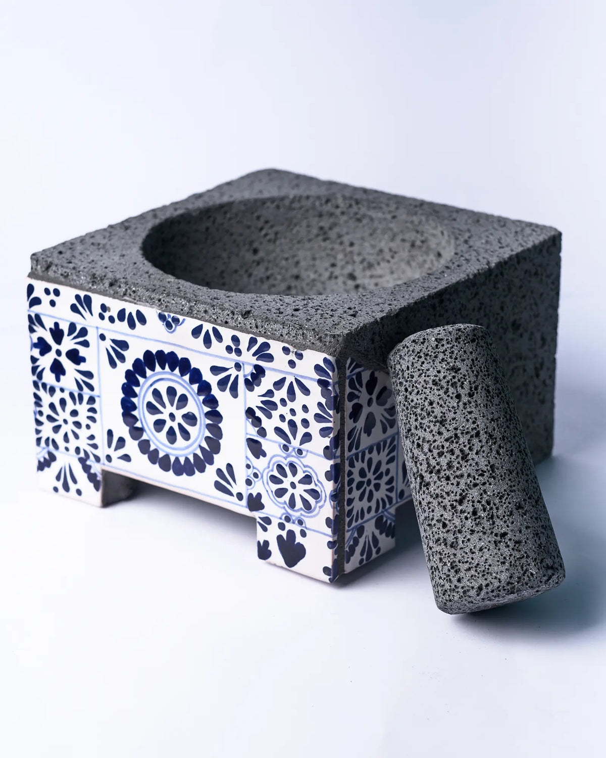 Mexican Handmade 7.8" Talavera Molcajete- Azul Cielo CoLores Decor l Mexican Artisan Decor