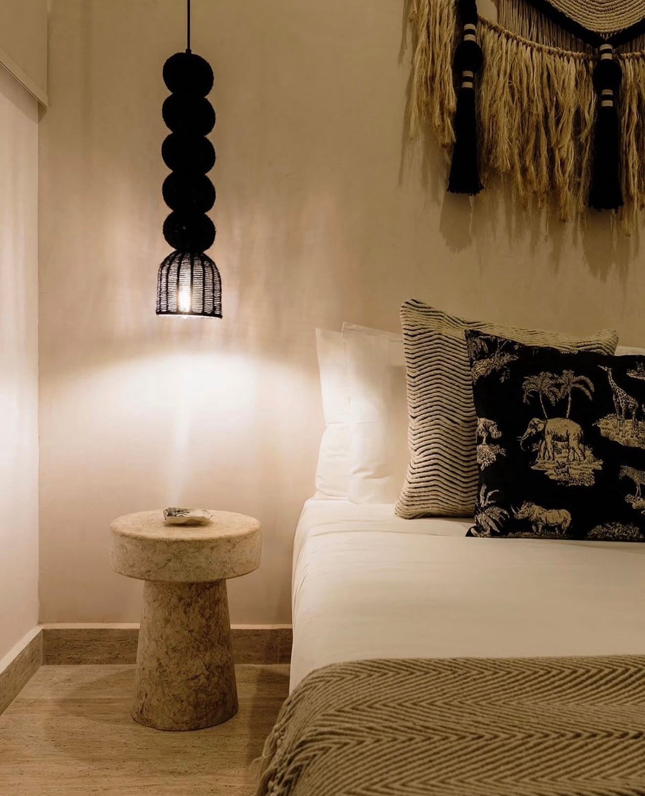 Mexican Handmade Nylon Pendant- Axoqui CoLores Decor | Mexican Artisan Decor