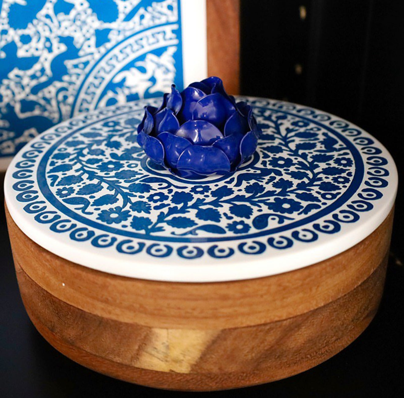 Mexican Handmade Parota Wood Tortilla Warmer - Olinala Colores Decor l Mexican Artisan Decor