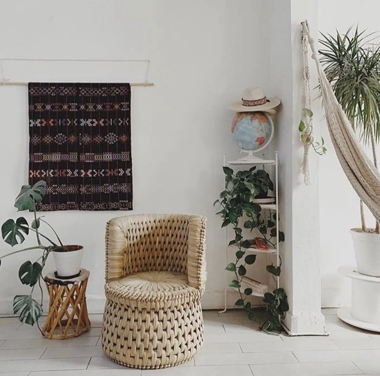 Mexican Handwoven Seaweed 31" Tule Chair CoLores Decor | Mexican Artisan Decor