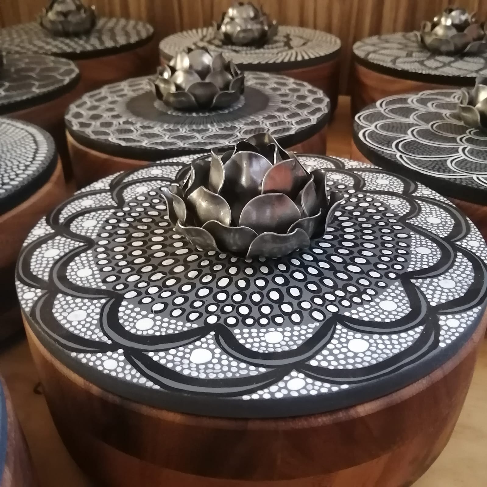 Mexican Handmade Parota Wood Tortilla Warmer - Olinala Colores Decor l Mexican Artisan Decor