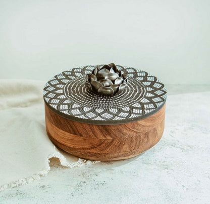 Mexican Handmade Parota Wood Tortilla Warmer - Olinala Colores Decor l Mexican Artisan Decor