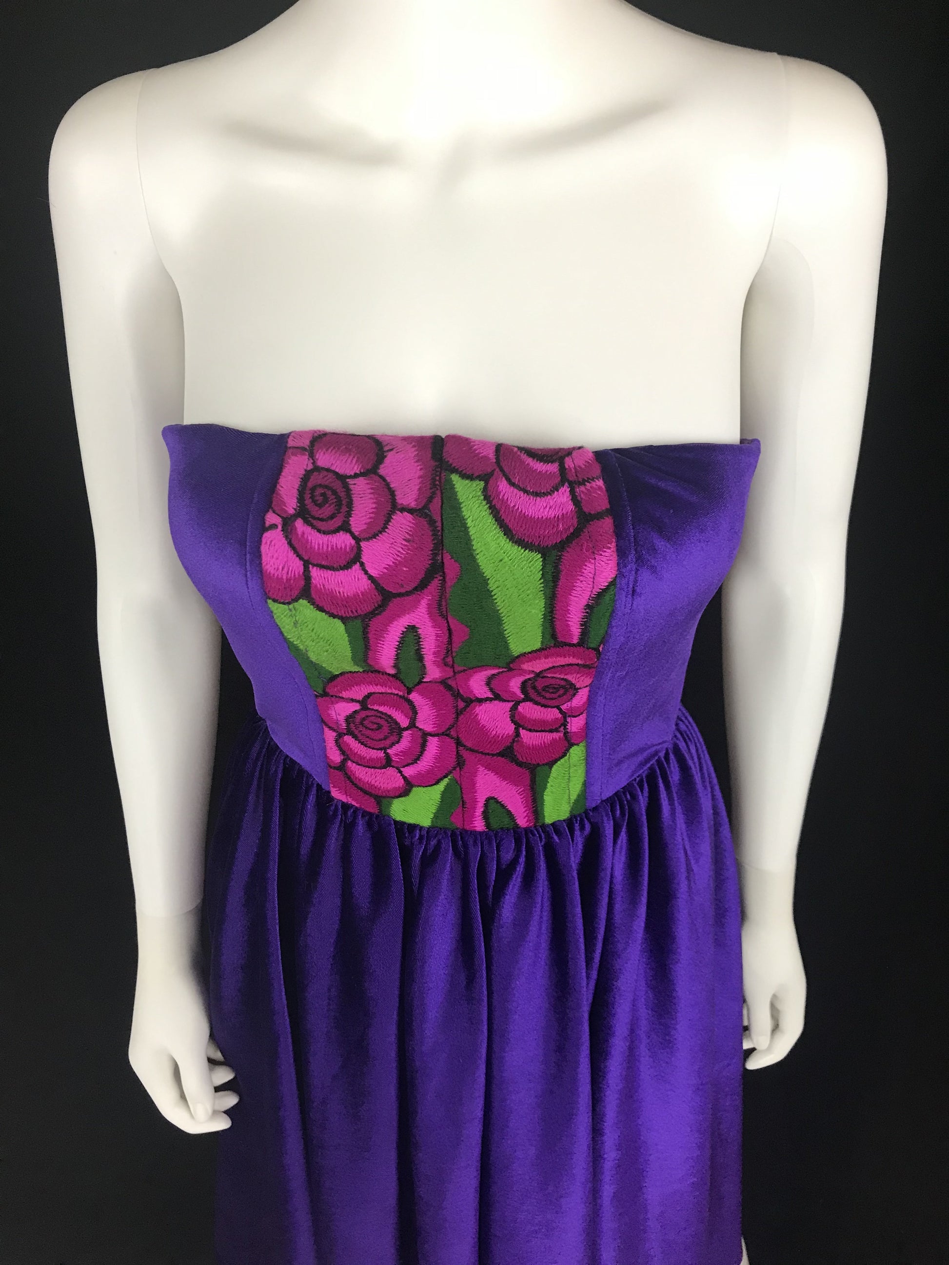 Mexican Fashion Embroidered Off-the-Sholder Dress - Nayibi Mexico Oaxaca Velvet Dress - S / Royal Purple Mexican Fashion Embroidered Off-the-Sholder Dress - Nayibi Mexico Oaxaca Velvet Dress - S / Royal Purple