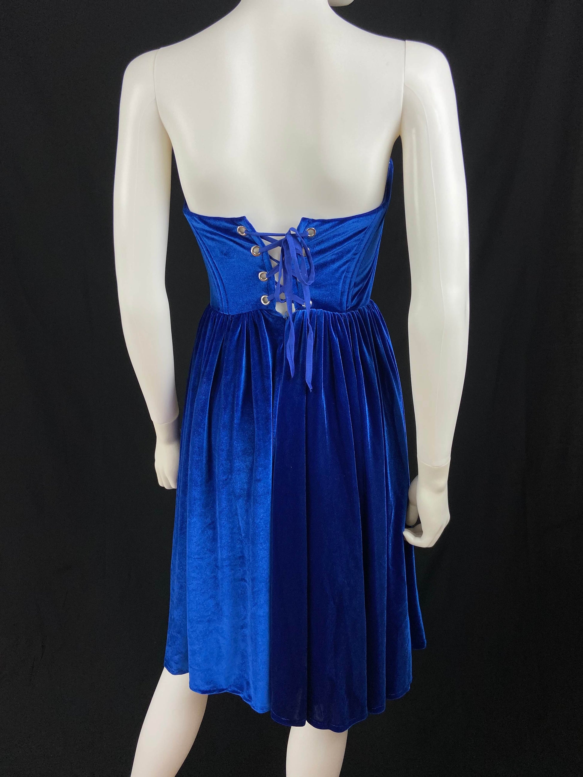 Mexican Fashion Embroidered Off-the-Sholder Dress - Nayibi Mexico CoLores DECOR Mexican Fashion Embroidered Off-the-Sholder Dress - Nayibi Mexico CoLores DECOR